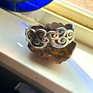 Brighton beautiful clasp silver bracelet